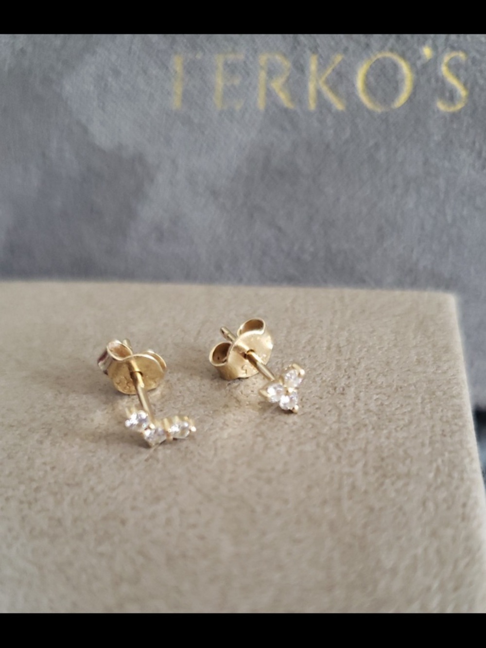 FERKO’S 14k Solid Gold Diamond Stud Earrings